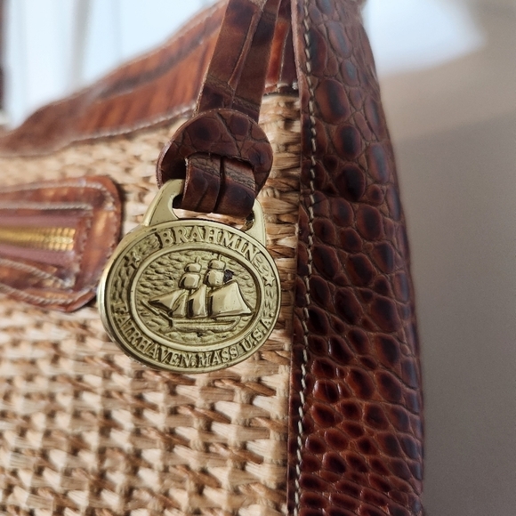 Brahmin Woven Vintage Handbag - Picture 4 of 4